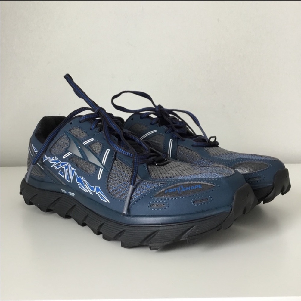 NWOB Altra Men’s Lone Peak Trail 3.5 Running Shoes